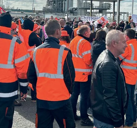 4-Syndicalistes CFDT manifestation