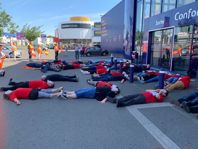 mobilisation cfdt conforama 02