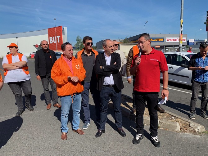 mobilisation cfdt conforama 04