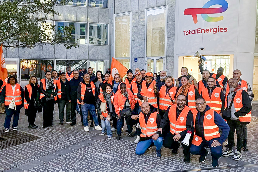 manifestation devant TotalEnergies